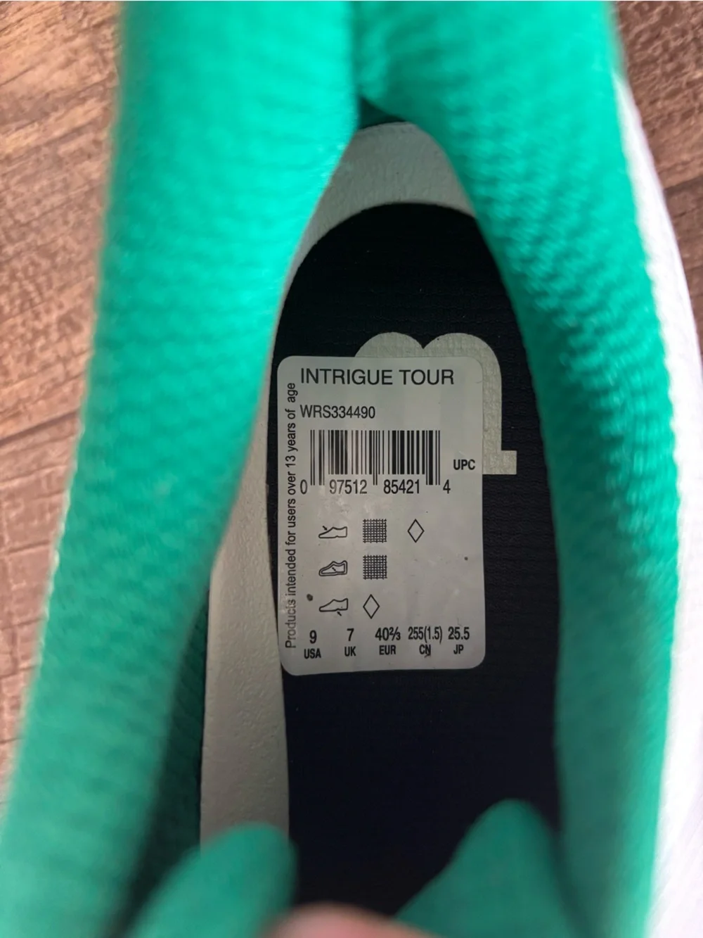 Wilson Intrigue Tour Tennis Shoes Womens 9 White Green NWT WRS334490